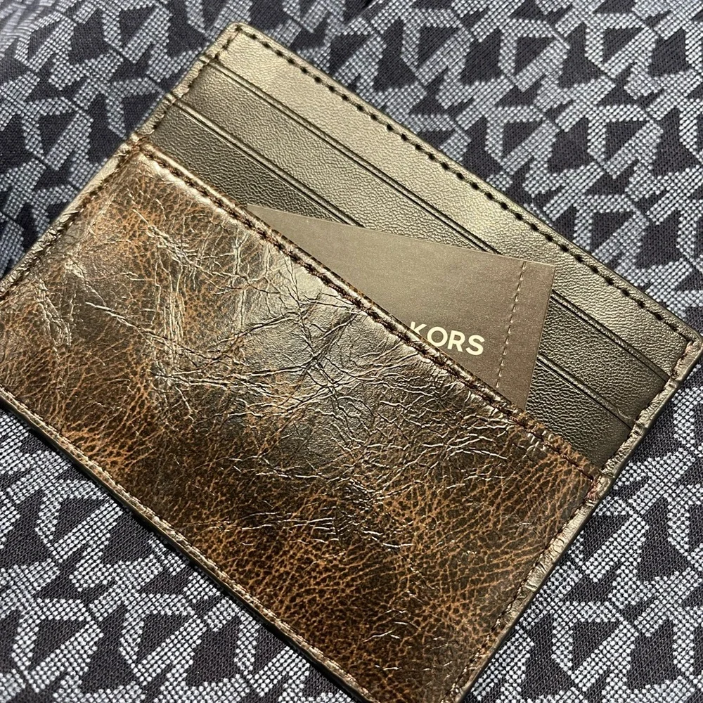 MICHAEL KORS Cyrus Burnished Tall Card Case Chocolate Brown  NWT